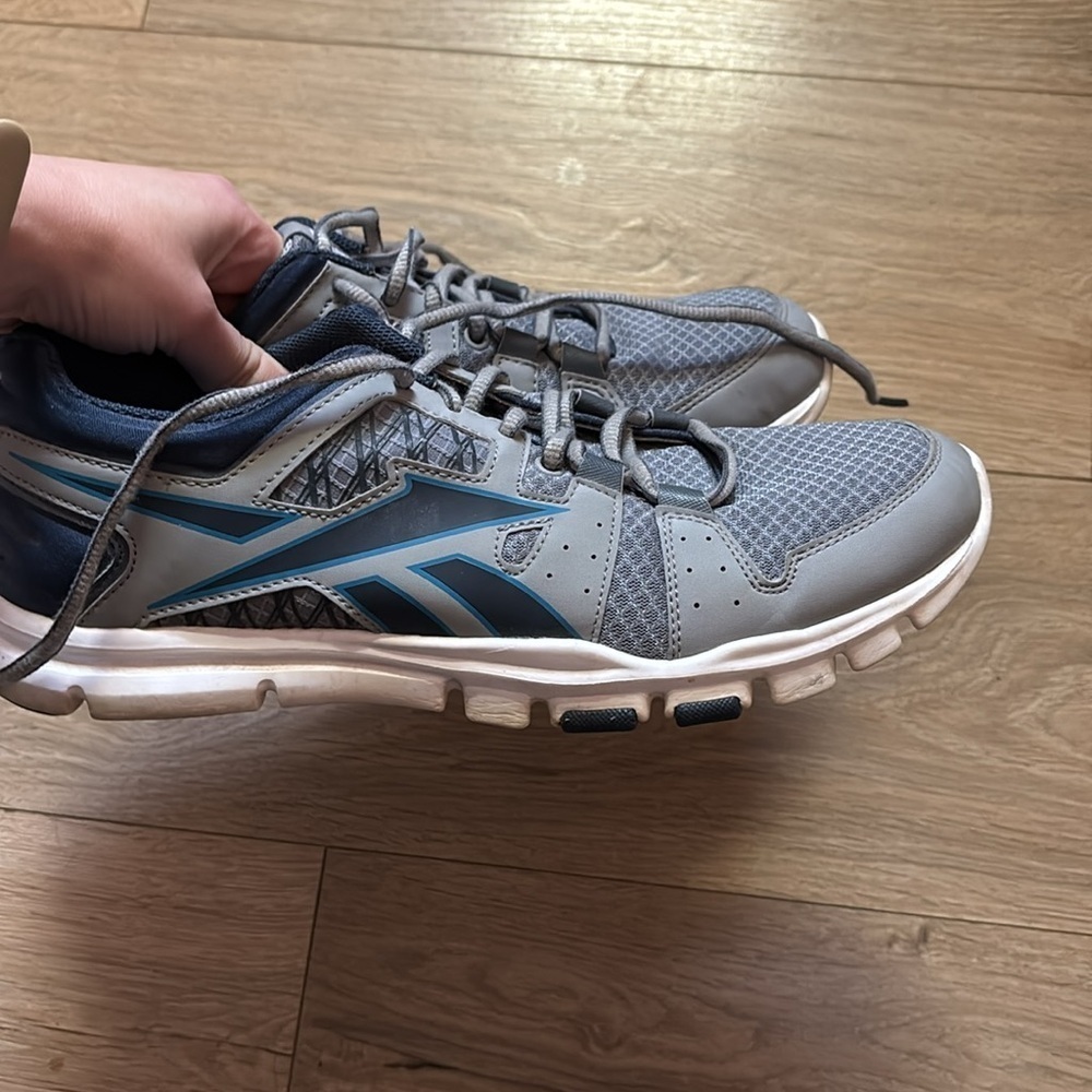 Men's Gray Athletic Shoes Reebok - Picture 3 of 4